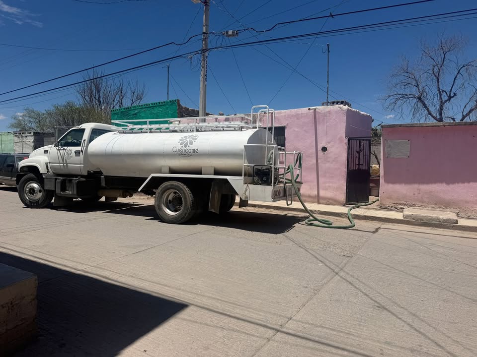 🚛 El Gobierno Municipal continúa apoyando a las familias mediante el servicio de reparto de...