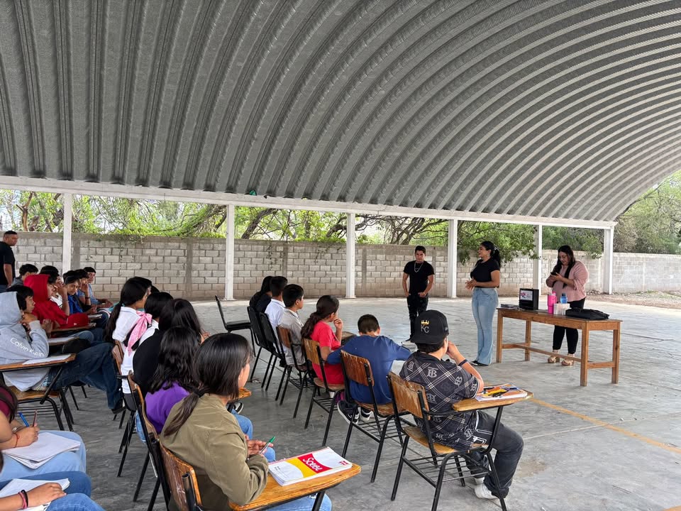 💜 Como parte de las acciones de prevención y orientación dirigidas a la juventud, el Instit...