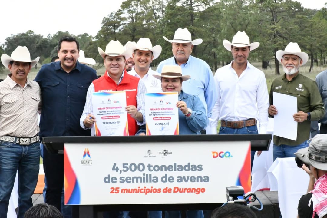 La Dra.Edith Orozco Machado, presidenta municipal, acompañó al Gobernador Esteban Villegas V...