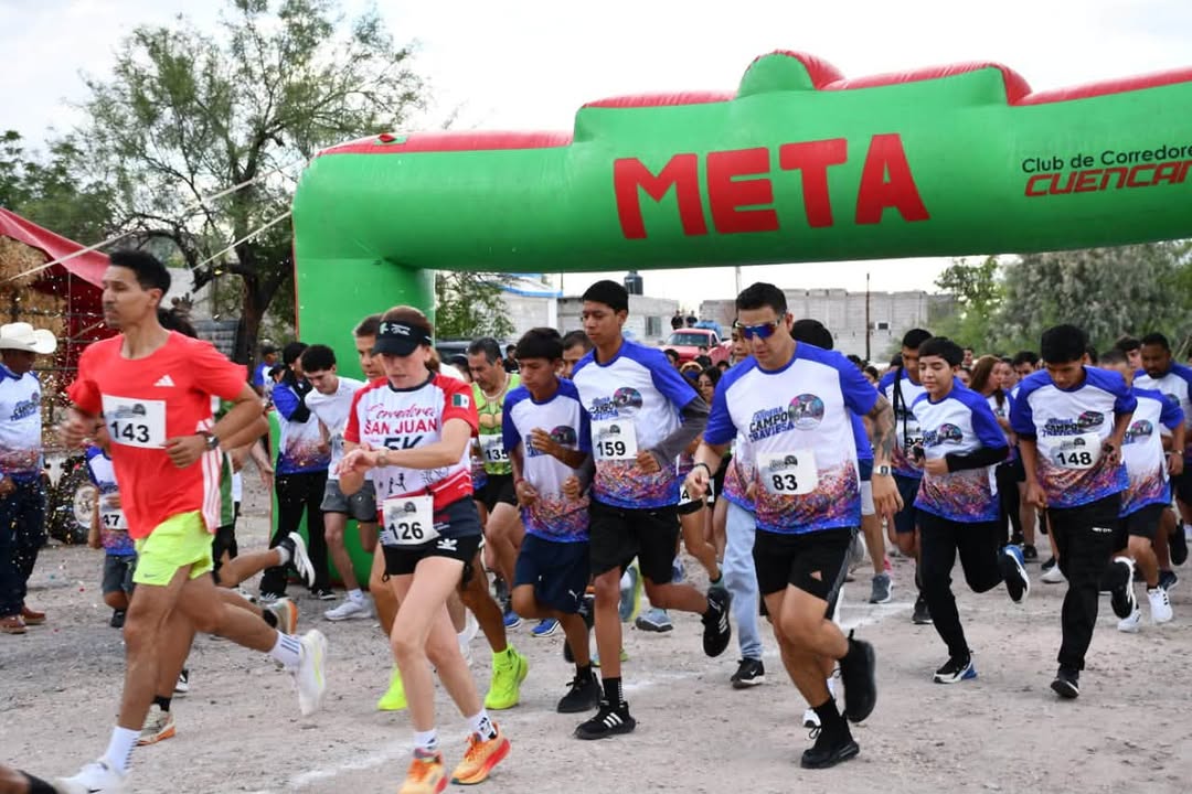 🏃‍♀️🌄 El pueblo de Santiago hizo historia con la 𝐩𝐫𝐢𝐦𝐞𝐫𝐚 𝐞𝐝𝐢𝐜𝐢𝐨́𝐧 𝐝𝐞 𝐥𝐚 𝐂𝐚𝐫𝐫𝐞𝐫𝐚 𝟓𝐊 𝐂𝐚𝐦𝐩𝐨 𝐓...