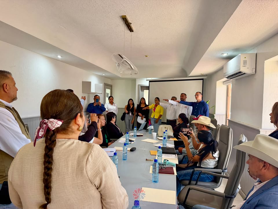 🧠🤝 𝐂𝐮𝐞𝐧𝐜𝐚𝐦𝐞́ 𝐟𝐨𝐫𝐭𝐚𝐥𝐞𝐜𝐞 𝐥𝐚𝐬 𝐚𝐜𝐜𝐢𝐨𝐧𝐞𝐬 𝐞𝐧 𝐟𝐚𝐯𝐨𝐫 𝐝𝐞 𝐥𝐚 𝐬𝐚𝐥𝐮𝐝 𝐦𝐞𝐧𝐭𝐚𝐥 𝐲 𝐥𝐚 𝐩𝐫𝐞𝐯𝐞𝐧𝐜𝐢𝐨́𝐧 𝐝𝐞 𝐚𝐝𝐢𝐜𝐜𝐢...