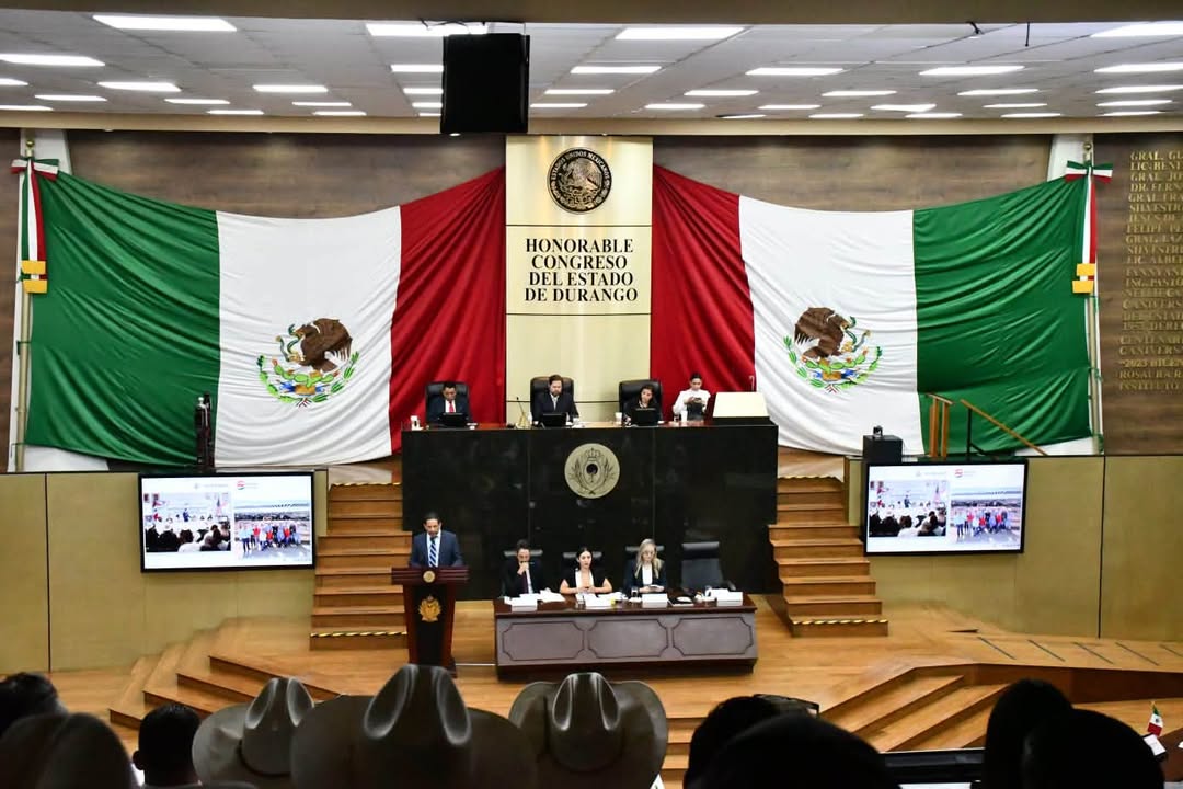 En el marco de la #Glosa 2026 del Gobierno del Estado de Durango, la Dra.Edith Orozco Machad...